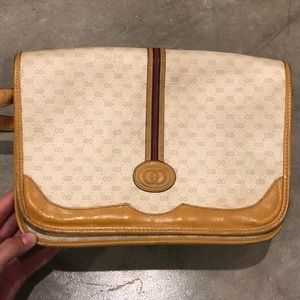 Authentic vintage Gucci crossbody